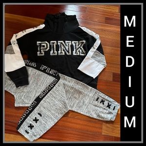 NWT VS PINK RARE MEDIUM BLING SET